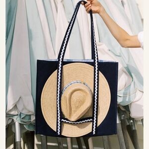 Weezie Hat-Holding Beach Bag with Zig-Zag Ric Rac Trim navy blue with white trim